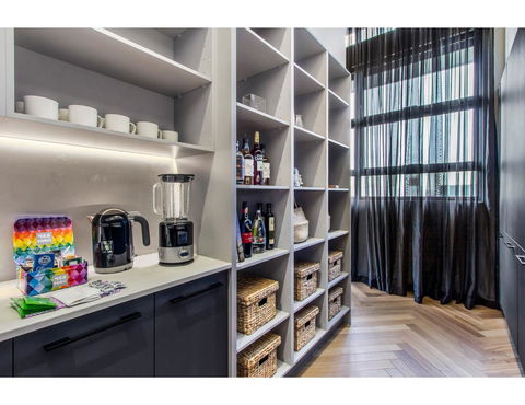 Ultimate Luxury Penthouse From The Block - VIC Tourism 23