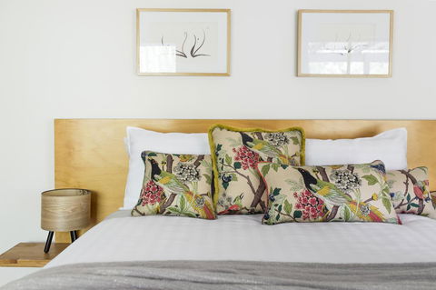 Botanica Editions - VIC Tourism 22