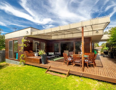 Blairgowrie Moonah Beach House: Walk To Beach - VIC Tourism 4