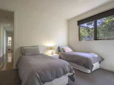 Blairgowrie Moonah Beach House: Walk To Beach - VIC Tourism 12
