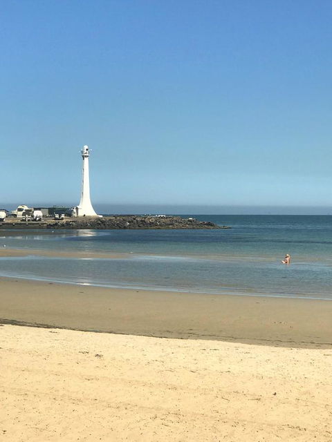 Beach Front Beauty - VIC Tourism 21