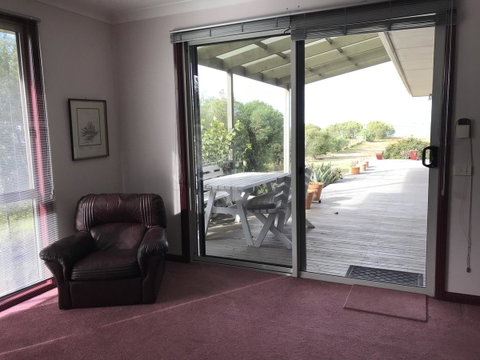 Eagle Bay Views - VIC Tourism 7