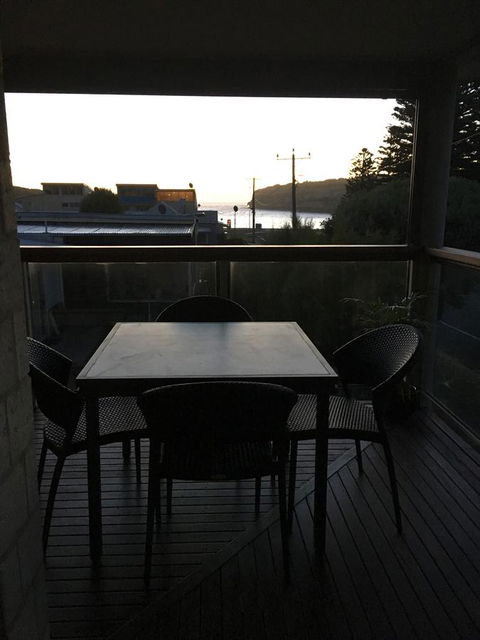 Ocean View Beach House - VIC Tourism 5