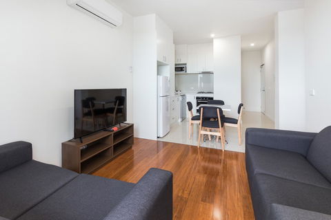 City Edge Dandenong Apartment Hotel - VIC Tourism 4