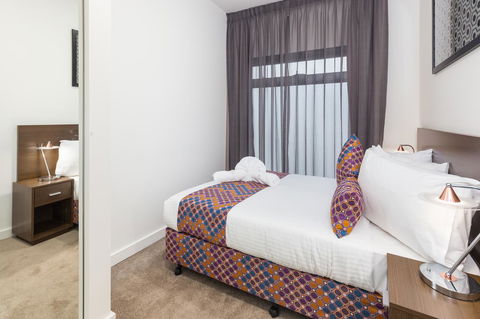 City Edge Dandenong Apartment Hotel - VIC Tourism 6