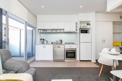 Complete Host The River Apartments - VIC Tourism 0