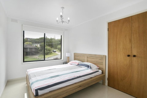 Fairhills - NEW LISTING, Beautifully Styled - VIC Tourism 4