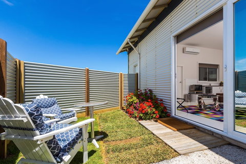 Cottages For Couples - VIC Tourism 4