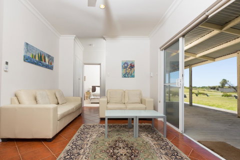 Cottages For Couples - VIC Tourism 28