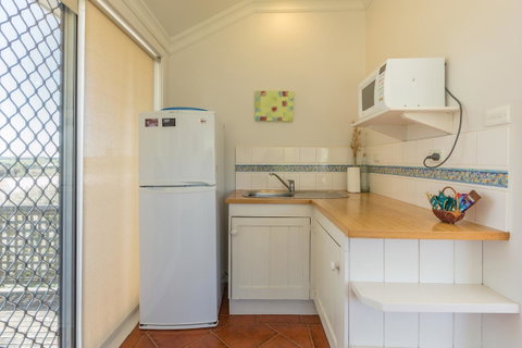 Cottages For Couples - VIC Tourism 22