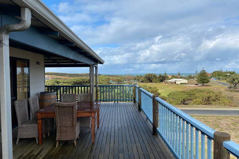 The Birds Nest - VIC Tourism 2