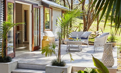 The Dairy Bales At Moo River Farm - VIC Tourism 0