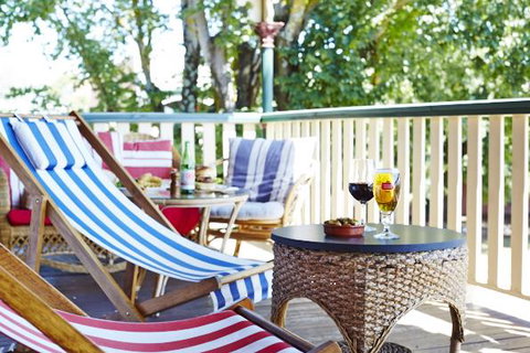 The Daylesford Hotel - VIC Tourism 0