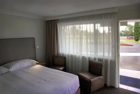 The Duck Inn Apartments - VIC Tourism 1