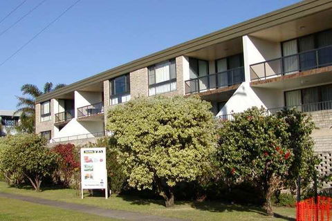 The Dunes Unit 5 - Fingal Bay - VIC Tourism 0