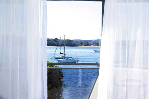 The Esplanade Motel - VIC Tourism 1