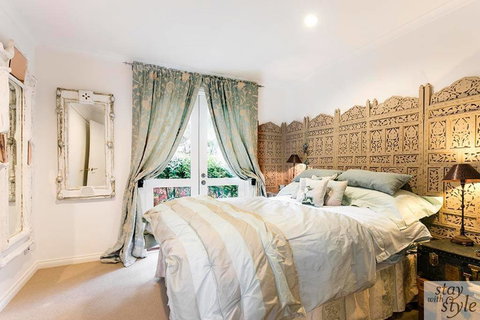 The Gatehouse - Light Filled Cottage In The Leafy Suburb Of Hawthorn - VIC Tourism 2