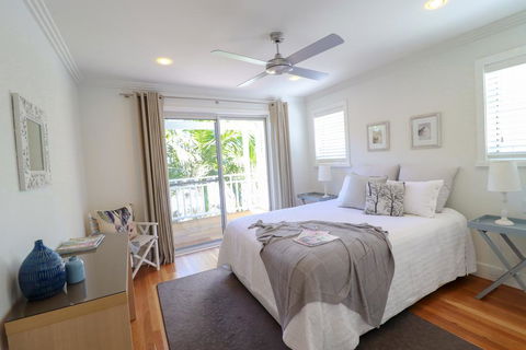 The Guest House At Raffertys Resort - VIC Tourism 3