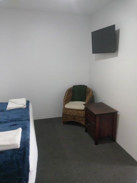 The Happy Wanderer Motel - VIC Tourism 1
