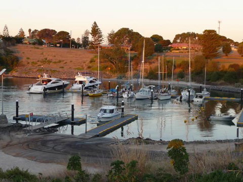 The Hideaway - VIC Tourism 0