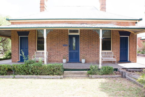 The Little Cooking School And Accommodation - VIC Tourism 0