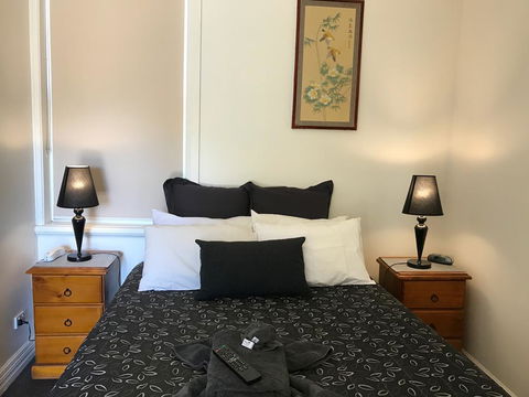 The Lodge Outback Motel - VIC Tourism 3