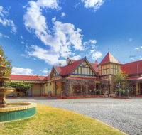 The Lodge Outback Motel - VIC Tourism