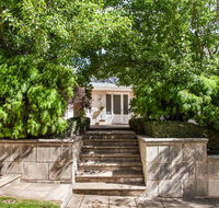 The Retreat at Stirling - VIC Tourism