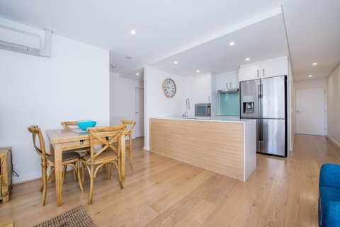 The Shoal Unit 405 - Shoal Bay - VIC Tourism 3