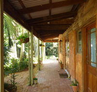 The Stables - VIC Tourism