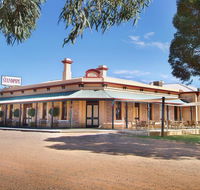 The Standpipe Golf Motor Inn - VIC Tourism