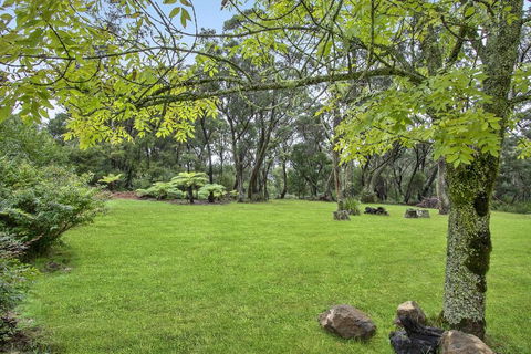 THE TEACHERS COTTAGE - VIC Tourism 1