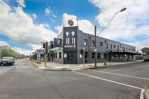 The Union Club Hotel - VIC Tourism 0