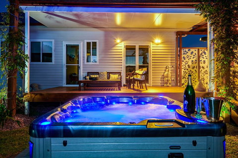 The Vale - VIC Tourism 1