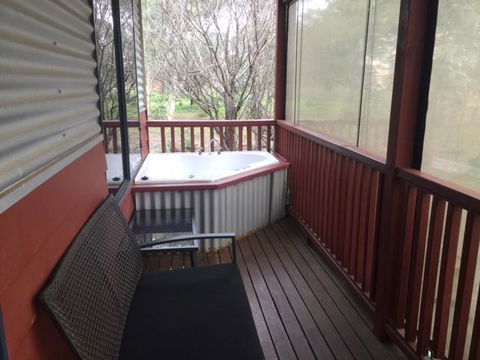 Thie My Chree Retreat - VIC Tourism 0