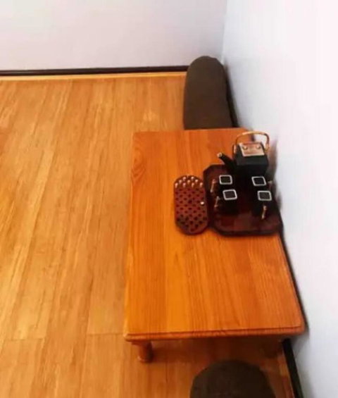 Thomastown Antique House Room 1 - VIC Tourism 3