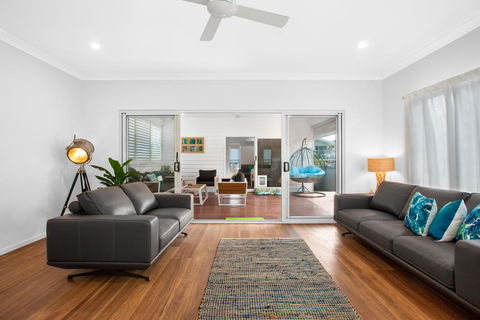 Three-Bed Family Entertainer Near Beach And Cafes - VIC Tourism 0