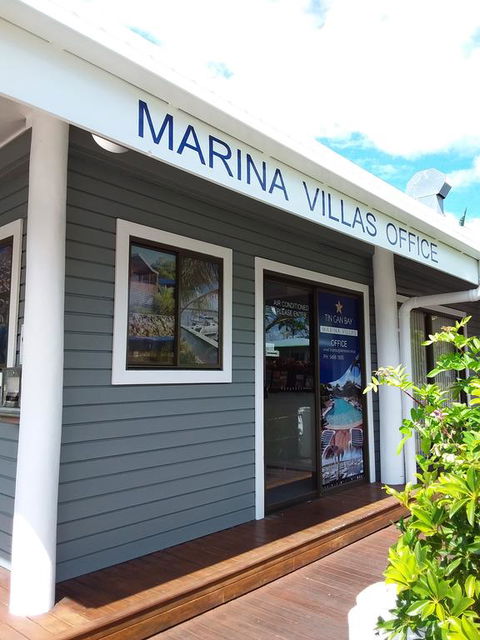 Tin Can Bay Marina Villas - VIC Tourism 0
