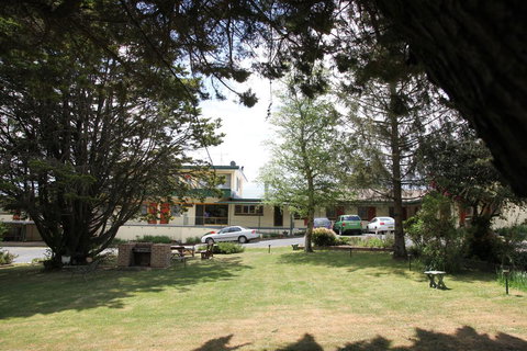 Titania Motel - VIC Tourism 3