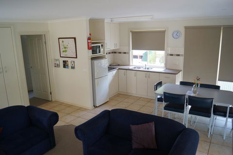 Tooleybuc River Retreat Villas - VIC Tourism 1