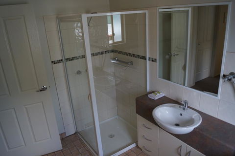 Tooleybuc River Retreat Villas - VIC Tourism 3