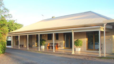 Tranquil Vistas - VIC Tourism 0