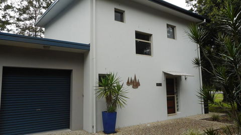 Trial Bay Eco Lodge 1 Osprey - VIC Tourism 0