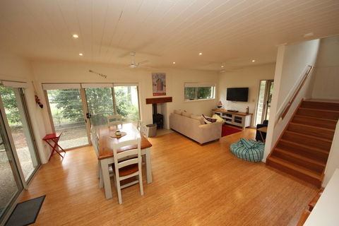 Trial Bay Eco Lodge 1 Osprey - VIC Tourism 2