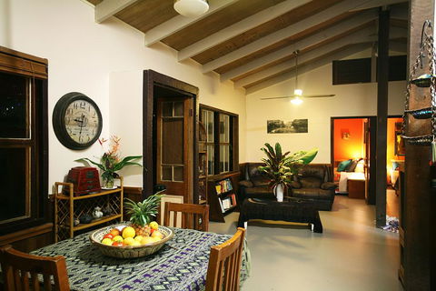 Tropical Bliss Bed And Breakfast - VIC Tourism 1