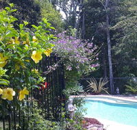 Tropical Coast Retreat - Pet Friendly - VIC Tourism