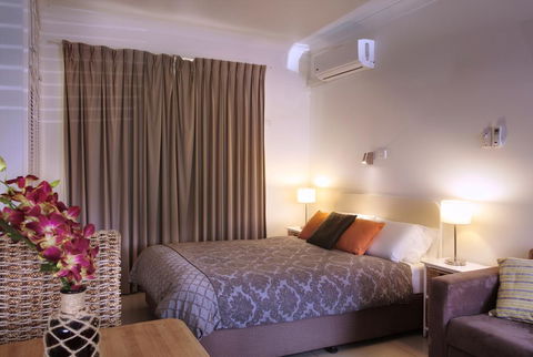 Tuncurry Motor Lodge - VIC Tourism 0