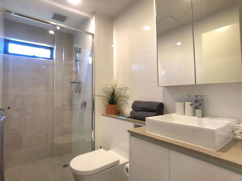 Two Brand New Bedrooms In The Sunlight Area - VIC Tourism 1