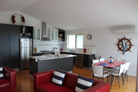 Two Views - VIC Tourism 2