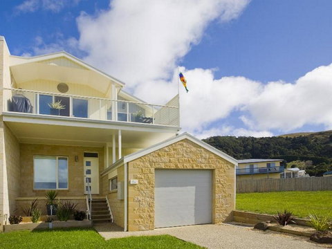 Two Views - VIC Tourism 1